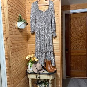 Promesa Floral Smocked Dress with Elastic Sleeves – Vintage Boho Style”